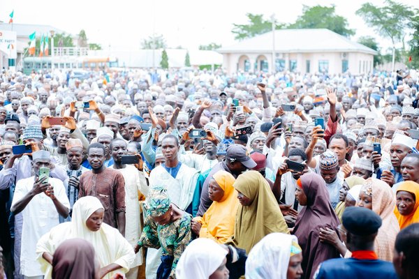 Chauffeur privé à Nantes : le moyen de transport idéal